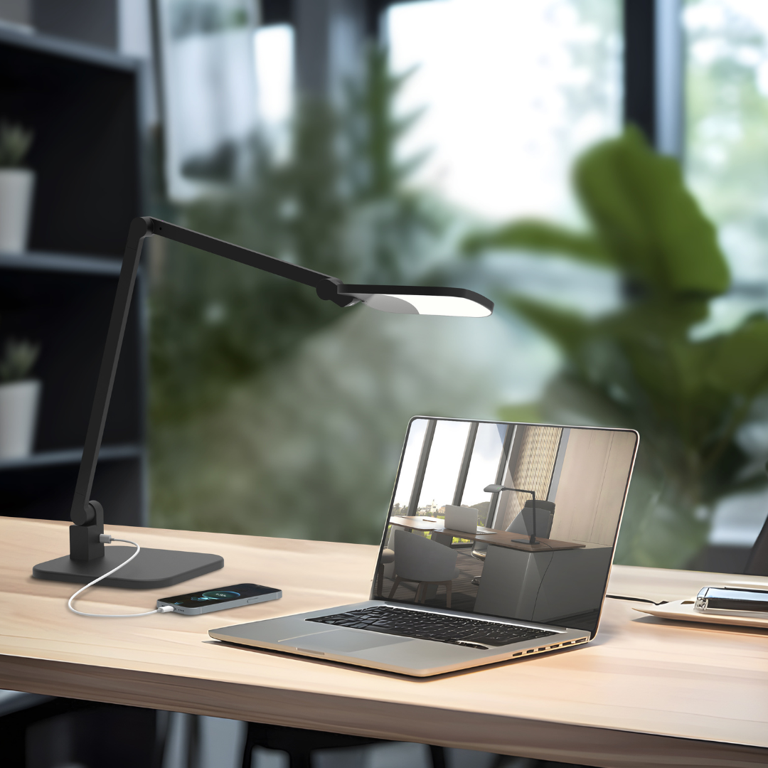 TL-531 Desk Lamp